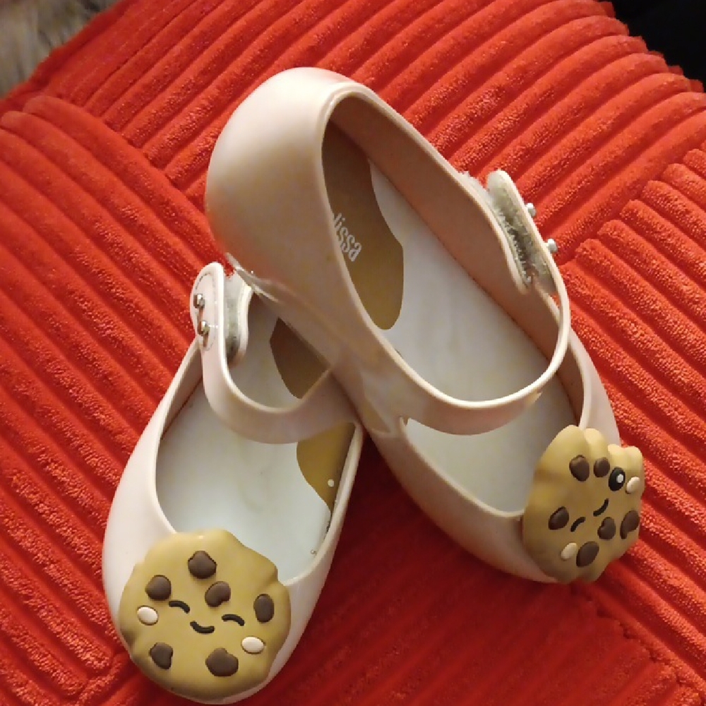 Mini Melissa Cream Cookie Design Kids Shoes
